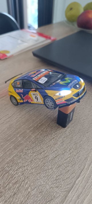 Scalextric Seat Leon Red Bull