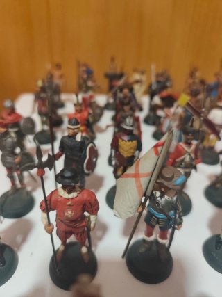 77 Figuras de plomo INFANTERIA y CABALLERIA
