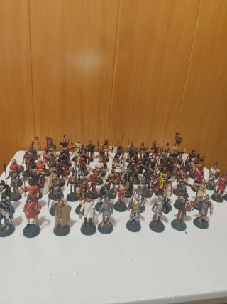 77 Figuras de plomo INFANTERIA y CABALLERIA