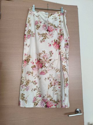 Falda larga floral Mango