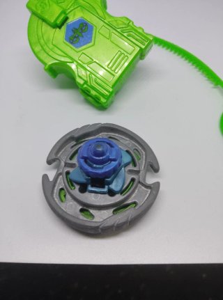 Beyblade Flame Libra T125ES della serie Metal fusi