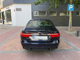 Jaguar XF 2.0D  Prestige Auto 4WD 240cv