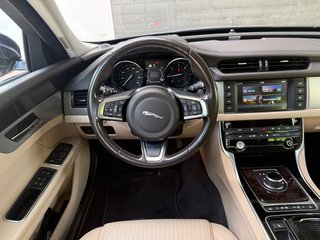 Jaguar XF 2.0D  Prestige Auto 4WD 240cv