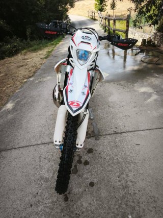 Beta 300RR Enduro Moto