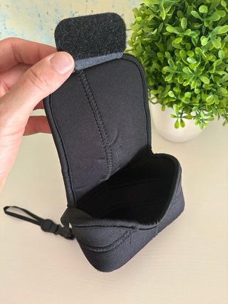 Funda protectora para cámara negra