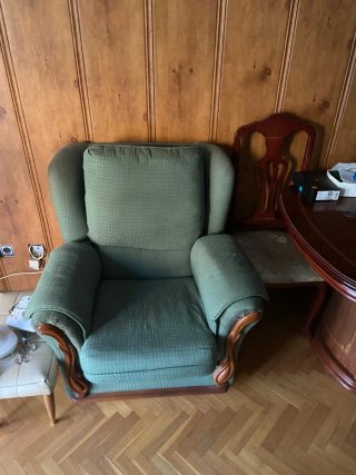 Divano a 3 posti e 2 poltrone singole