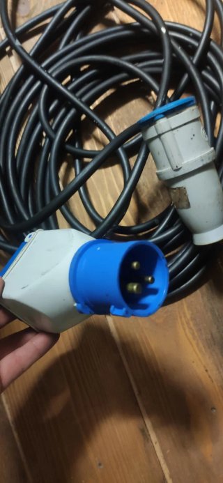 Cable adaptador camper 3 pines. 11 metros.