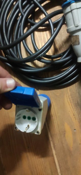 Cable adaptador camper 3 pines. 11 metros.