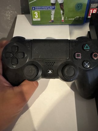 PS4 (PlayStation 4) Negra