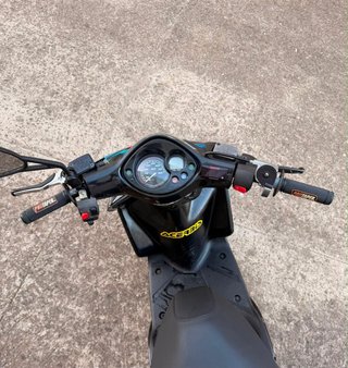 Yamaha Jog RR Negra