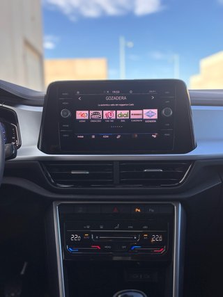VW T-Roc 2023 ¡SOLO 30.400 KMS!