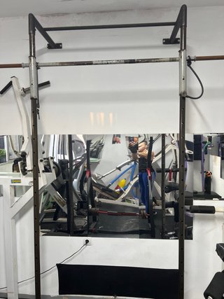 Máquina de gimnasio multifuncional