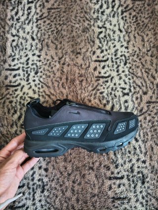 Nike Air Max SNDR Negras Talla 38.5 - Nuevas