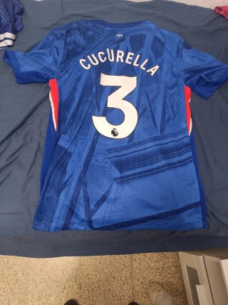 Camiseta chelsea cucurella