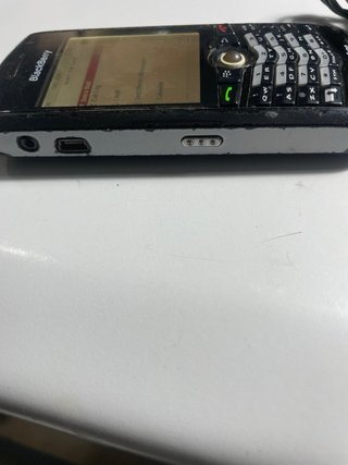 BlackBerry 8100 com carregador Vodafone