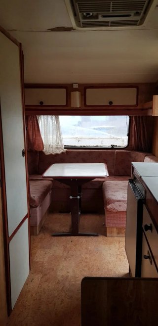 Caravana Roller Phenix 490 F buen estado