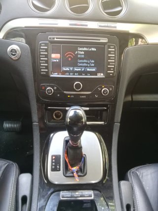 Ford Galaxy 2012