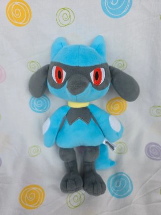 Pokémon peluche do pokémon Riolu do pokémon center