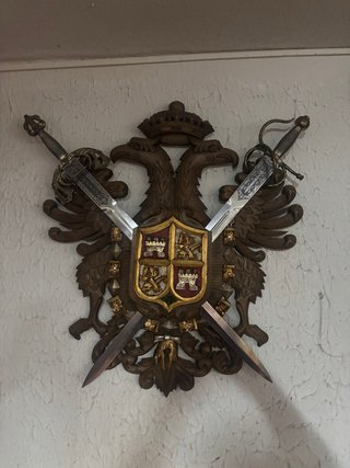 Escudo Panoplia Toledo Madera Espadas