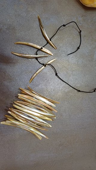 Collana e Bracciale Madreperla