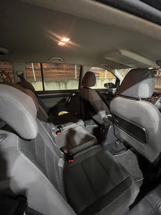 Volkswagen Touran 2011