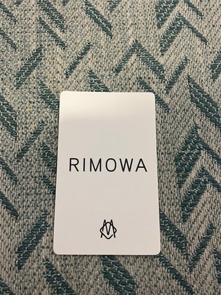 Capa RIMOWA iPhone 16 Pro Cinza