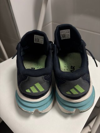 Zapatilla running Adidas Adistar Negra/Teal