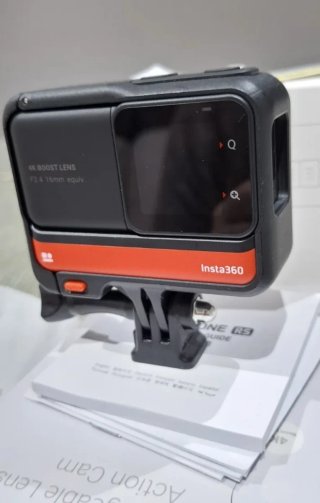 Insta360 one rs