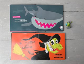 Pack 2 libros monstruos tactiles +1muñeco Monstruo