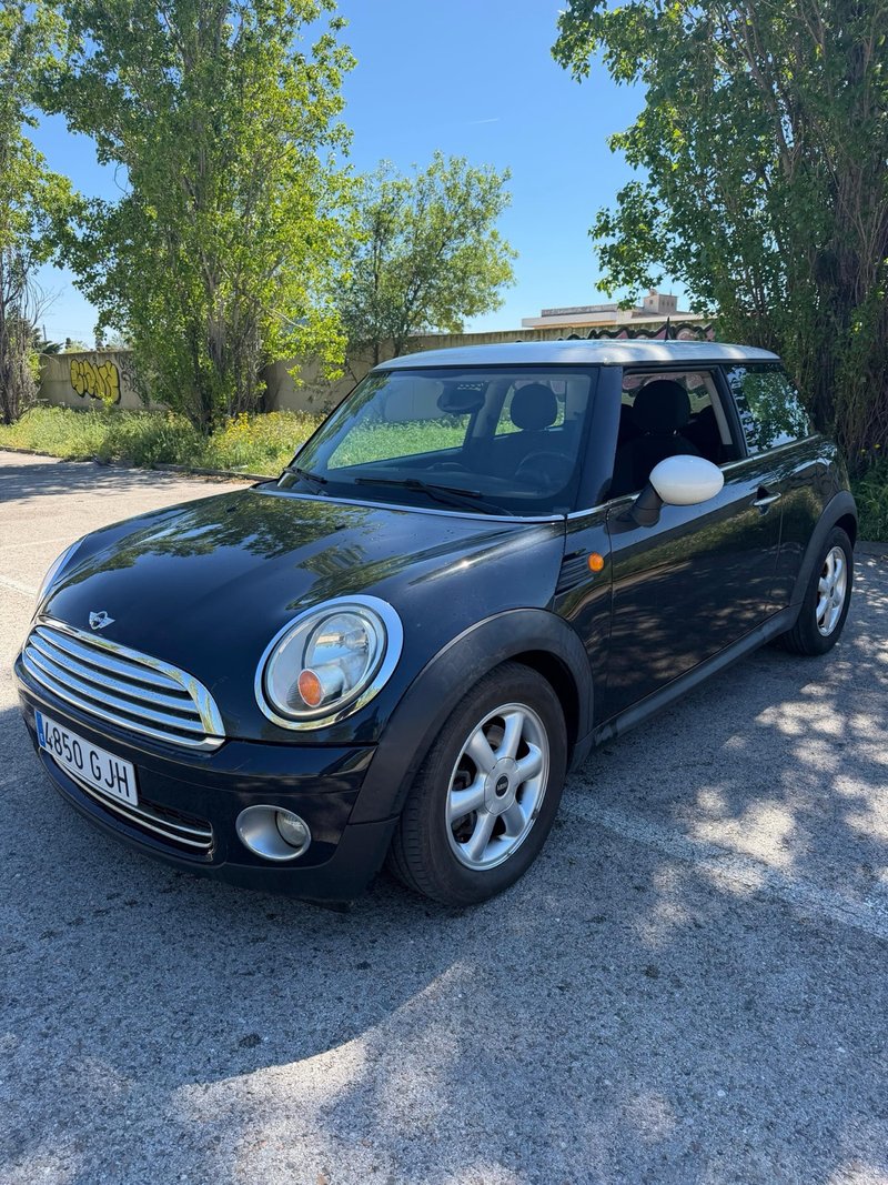 MINI Cooper 2008 - foto 1