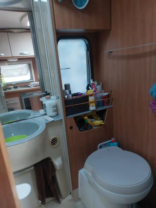 Ford E-Transit 2010
