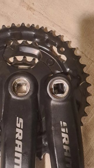 Guarnitura tripla SRAM