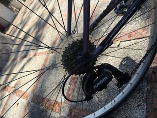 Bicicleta de mujer morada