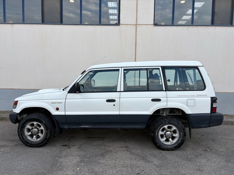 Mitsubishi Montero 2.8 - foto 1