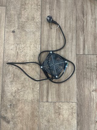 2 Mini extractores de aire compactos