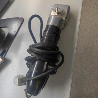 Máquina esquiladora y cuchillas