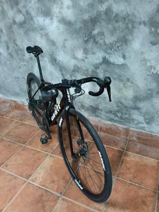 Bicicleta Giant Negra