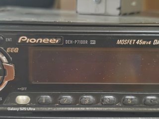 Pioneer DEH-P7100R y DEH-P7500MP