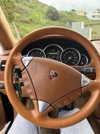 Porsche Cayenne 2005
