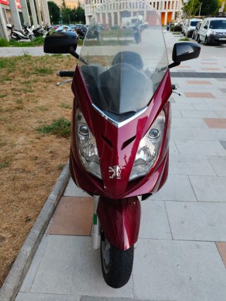 Peugeot Satélis 125cc scooter