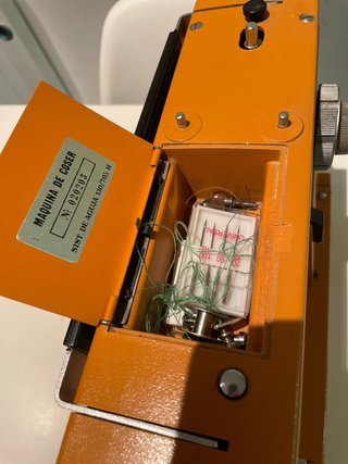 Máquina de coser Alfa Capricho 1235