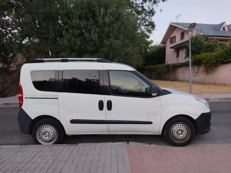 FIAT Doblò 2011 - foto 1