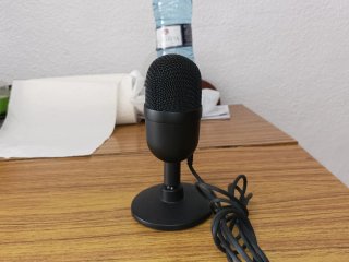 MICRÓFONO RAZER SEIREN MINI NEGRO
