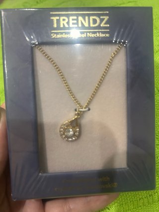Collar Trendz Bañado en Oro con Circonitas