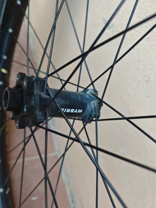 Llantas DT Swiss H1900 Spline 27.5+ 35mm