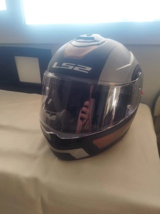 Casco modular LS2