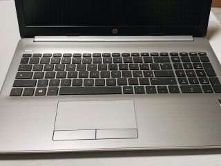 HP 255 G7 15' FHD RYZEN Portatile