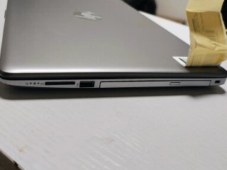 HP 255 G7 15' FHD RYZEN Portatile