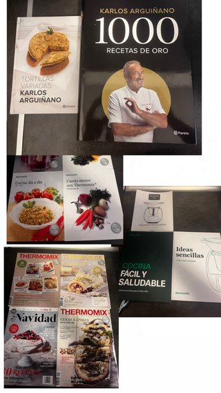 Thermomix TM6 con Accesorios y libros