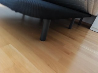 Base tapizada con patas para cama